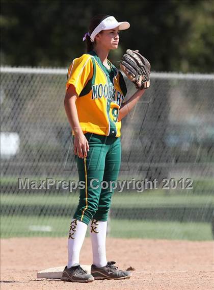 Thumbnail 1 in Moorpark @ Simi Valley photogallery.