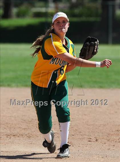 Thumbnail 1 in Moorpark @ Simi Valley photogallery.