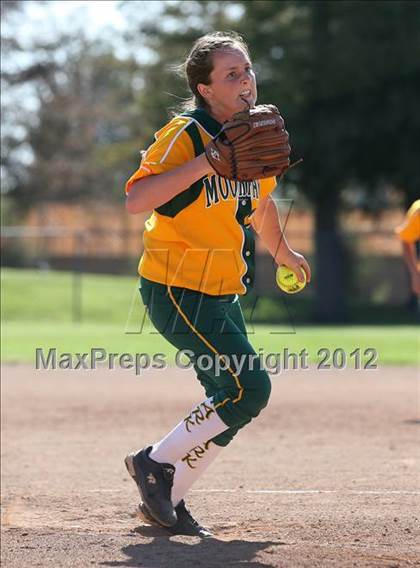 Thumbnail 1 in Moorpark @ Simi Valley photogallery.