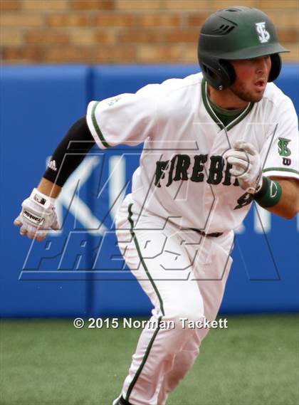 Thumbnail 2 in Lawrence Free State vs. Haysville Campus (KSHSAA 6A Playoff) photogallery.