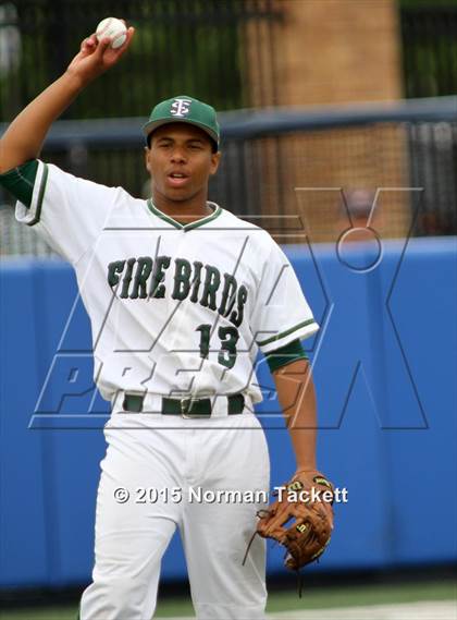 Thumbnail 1 in Lawrence Free State vs. Haysville Campus (KSHSAA 6A Playoff) photogallery.
