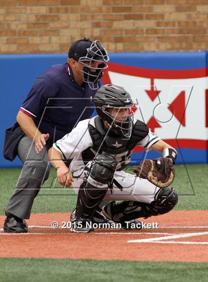 Thumbnail 2 in Lawrence Free State vs. Haysville Campus (KSHSAA 6A Playoff) photogallery.