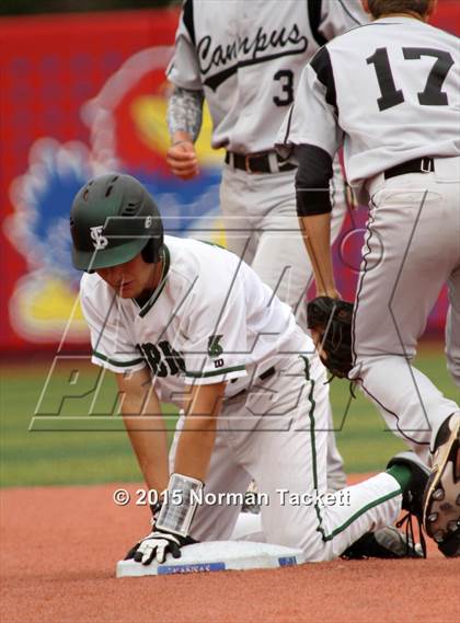 Thumbnail 2 in Lawrence Free State vs. Haysville Campus (KSHSAA 6A Playoff) photogallery.