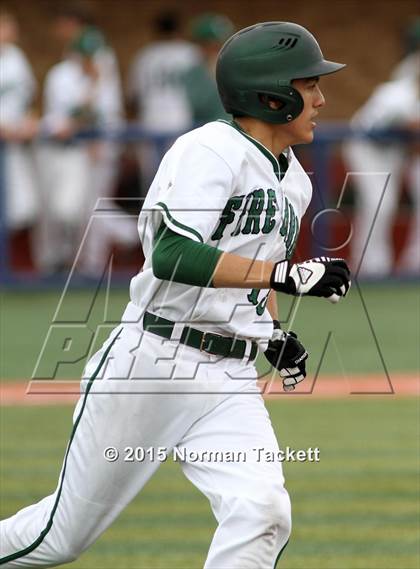 Thumbnail 2 in Lawrence Free State vs. Haysville Campus (KSHSAA 6A Playoff) photogallery.