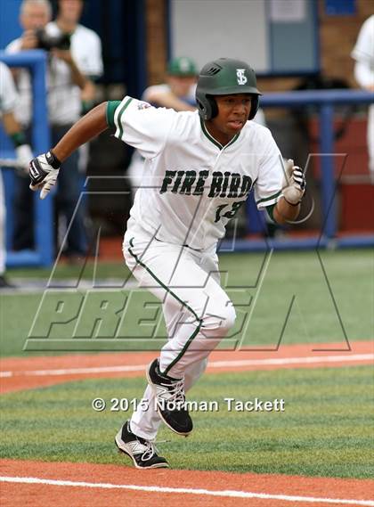 Thumbnail 3 in Lawrence Free State vs. Haysville Campus (KSHSAA 6A Playoff) photogallery.