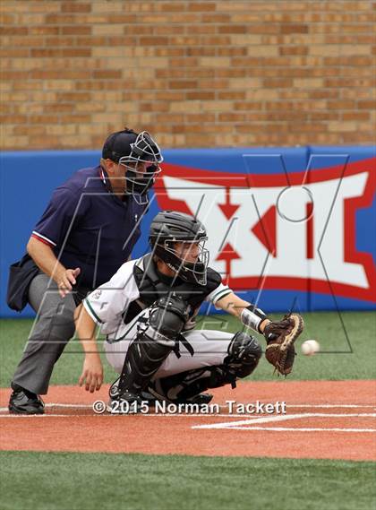 Thumbnail 1 in Lawrence Free State vs. Haysville Campus (KSHSAA 6A Playoff) photogallery.