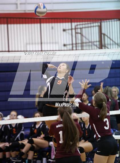 Thumbnail 1 in Mott vs Utica photogallery.