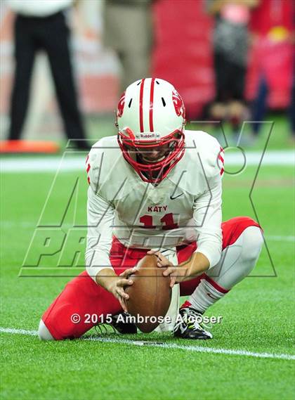 Thumbnail 3 in Katy vs. Manvel  (UIL 6A Quarterfinal) photogallery.