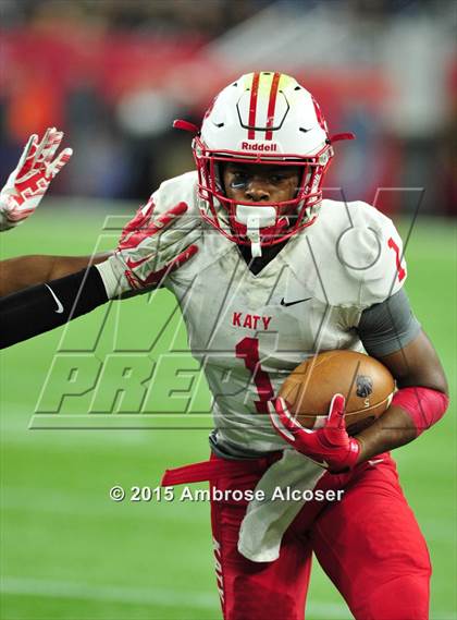 Thumbnail 3 in Katy vs. Manvel  (UIL 6A Quarterfinal) photogallery.