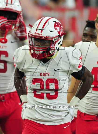Thumbnail 3 in Katy vs. Manvel  (UIL 6A Quarterfinal) photogallery.
