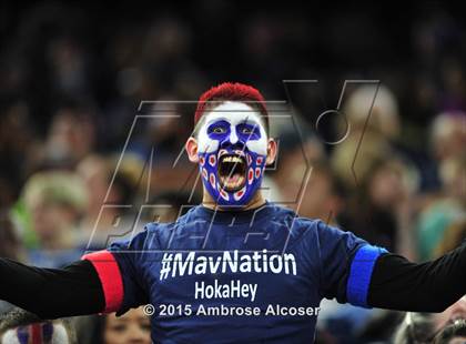 Thumbnail 2 in Katy vs. Manvel  (UIL 6A Quarterfinal) photogallery.