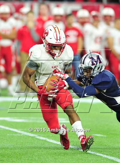 Thumbnail 1 in Katy vs. Manvel  (UIL 6A Quarterfinal) photogallery.