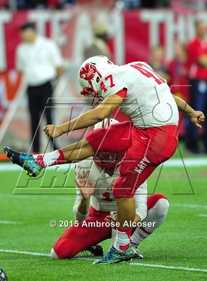 Thumbnail 1 in Katy vs. Manvel  (UIL 6A Quarterfinal) photogallery.