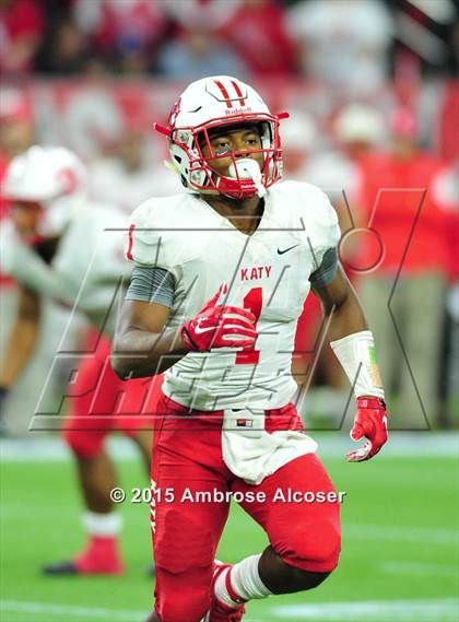Thumbnail 1 in Katy vs. Manvel  (UIL 6A Quarterfinal) photogallery.
