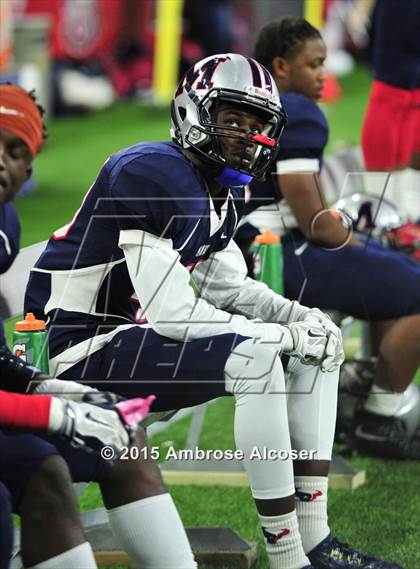 Thumbnail 2 in Katy vs. Manvel  (UIL 6A Quarterfinal) photogallery.
