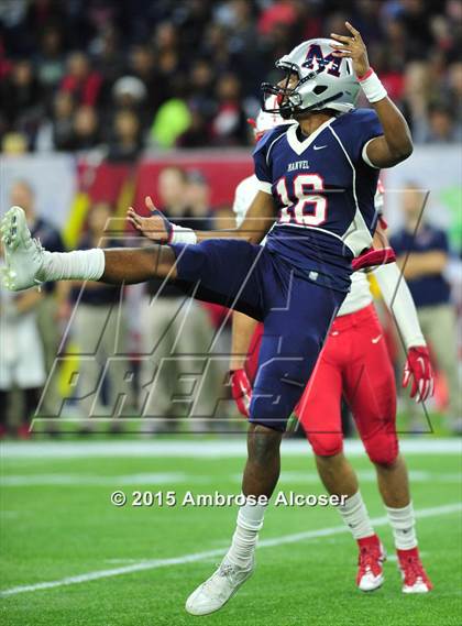 Thumbnail 3 in Katy vs. Manvel  (UIL 6A Quarterfinal) photogallery.
