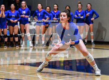 Thumbnail 2 in St. Ignatius @ Marin Catholic (CIF State Open Division) photogallery.