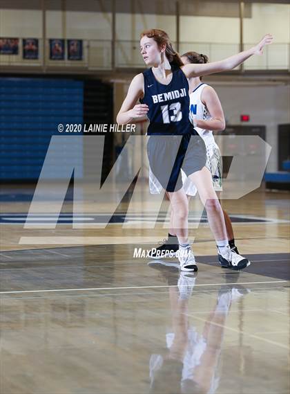 Thumbnail 1 in Bemidji vs. Eagan photogallery.