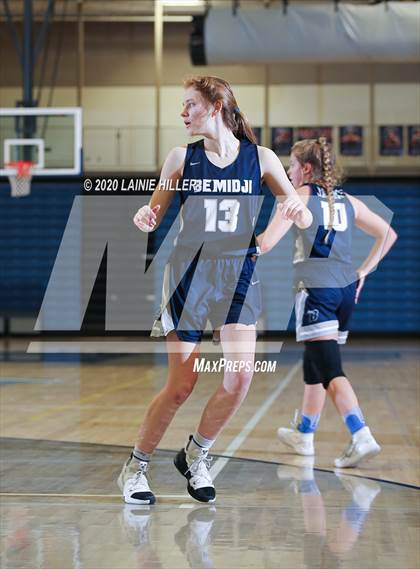 Thumbnail 1 in Bemidji vs. Eagan photogallery.