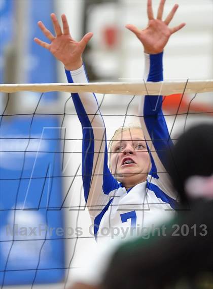Thumbnail 2 in Monterey Trail @ Davis photogallery.