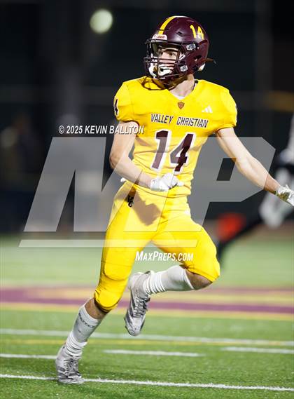 Thumbnail 3 in Christian @ Valley Christian ( CIF 5AA Regional Final Bowl Game) photogallery.
