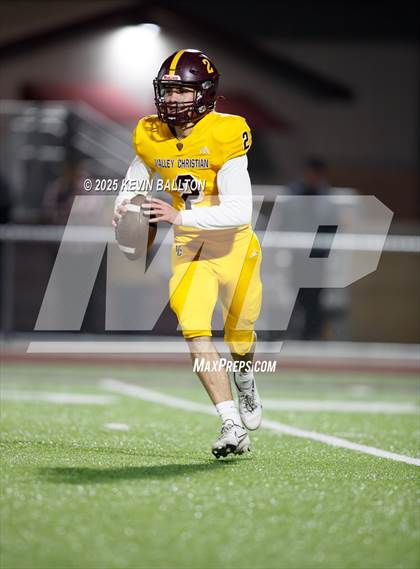 Thumbnail 1 in Christian @ Valley Christian ( CIF 5AA Regional Final Bowl Game) photogallery.