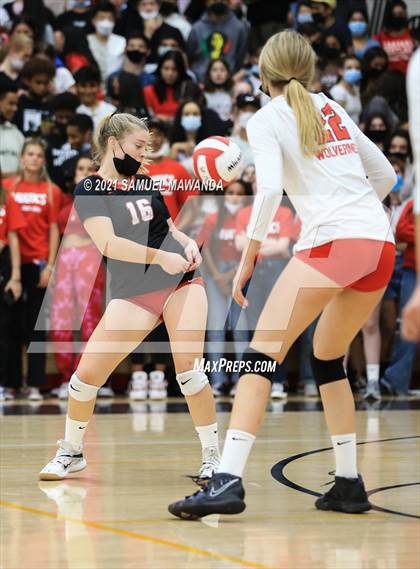 Thumbnail 1 in  Bishop Diego @ Harvard-Westlake photogallery.