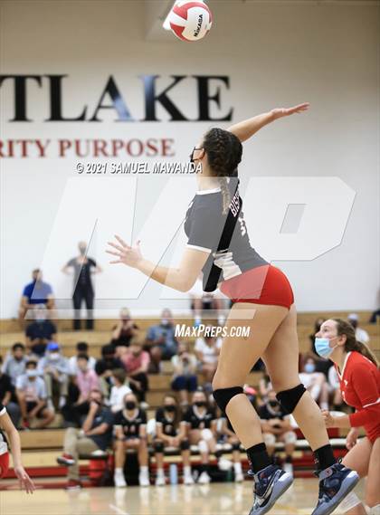 Thumbnail 2 in  Bishop Diego @ Harvard-Westlake photogallery.