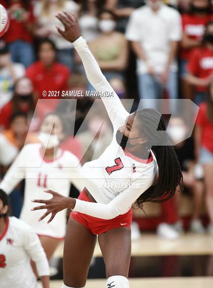 Thumbnail 1 in  Bishop Diego @ Harvard-Westlake photogallery.