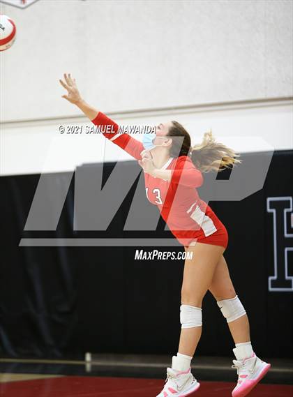 Thumbnail 3 in  Bishop Diego @ Harvard-Westlake photogallery.