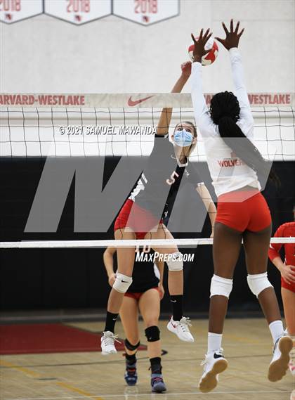 Thumbnail 1 in  Bishop Diego @ Harvard-Westlake photogallery.