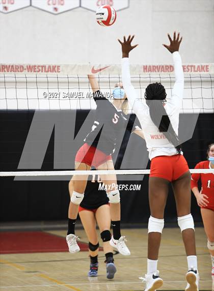 Thumbnail 3 in  Bishop Diego @ Harvard-Westlake photogallery.
