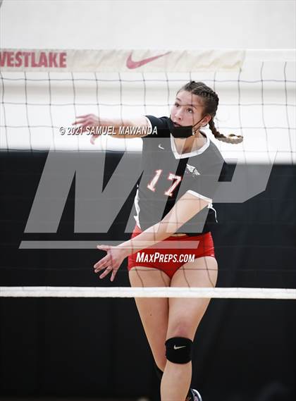 Thumbnail 1 in  Bishop Diego @ Harvard-Westlake photogallery.