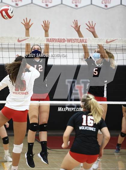 Thumbnail 2 in  Bishop Diego @ Harvard-Westlake photogallery.