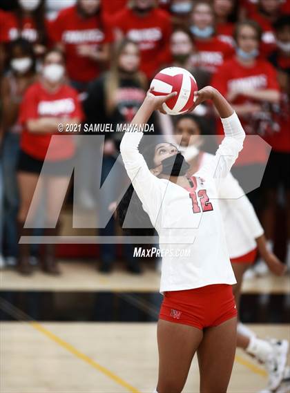Thumbnail 1 in  Bishop Diego @ Harvard-Westlake photogallery.