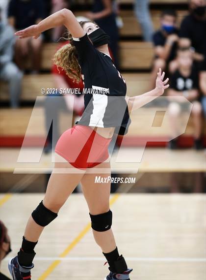 Thumbnail 2 in  Bishop Diego @ Harvard-Westlake photogallery.