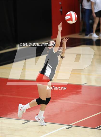 Thumbnail 3 in  Bishop Diego @ Harvard-Westlake photogallery.