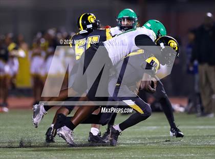 Thumbnail 3 in Narbonne vs. King/Drew photogallery.