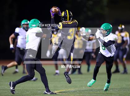 Thumbnail 2 in Narbonne vs. King/Drew photogallery.