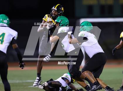 Thumbnail 2 in Narbonne vs. King/Drew photogallery.