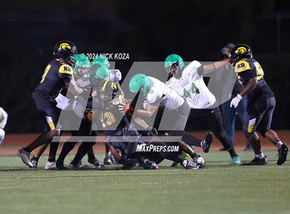 Thumbnail 2 in Narbonne vs. King/Drew photogallery.
