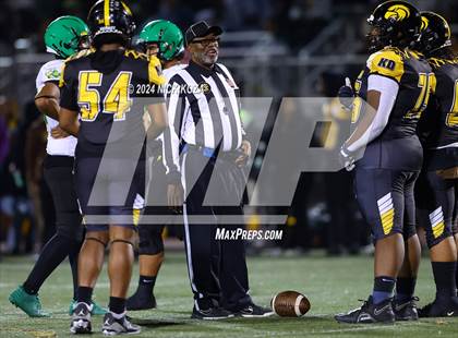 Thumbnail 3 in Narbonne vs. King/Drew photogallery.