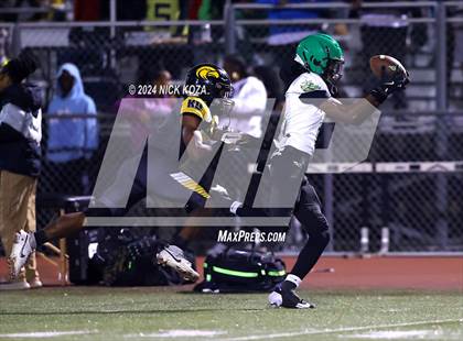 Thumbnail 2 in Narbonne vs. King/Drew photogallery.