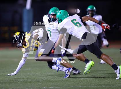 Thumbnail 2 in Narbonne vs. King/Drew photogallery.