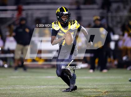 Thumbnail 3 in Narbonne vs. King/Drew photogallery.
