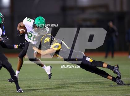 Thumbnail 2 in Narbonne vs. King/Drew photogallery.