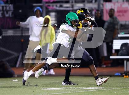 Thumbnail 2 in Narbonne vs. King/Drew photogallery.