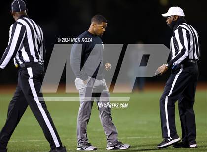 Thumbnail 3 in Narbonne vs. King/Drew photogallery.