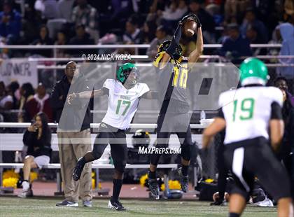 Thumbnail 1 in Narbonne vs. King/Drew photogallery.