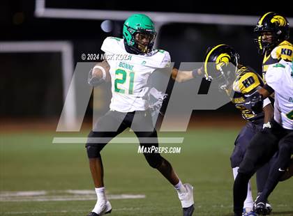 Thumbnail 3 in Narbonne vs. King/Drew photogallery.